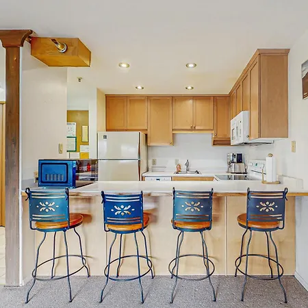 1 Bath Studio Apartment In Snowmass Village